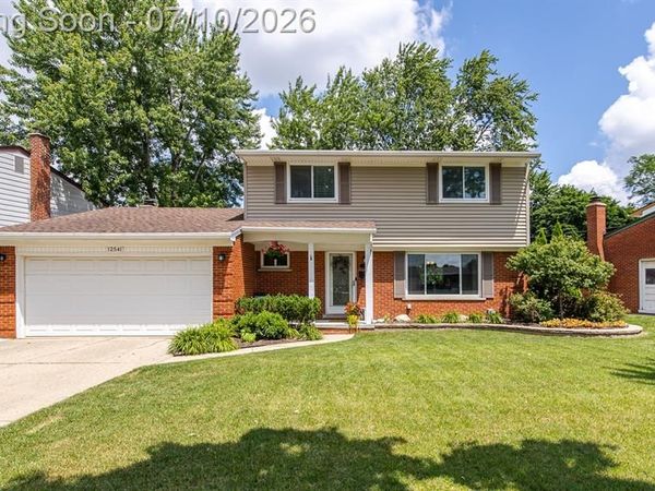 12541 De Cook Drive, Sterling Heights, MI 48313