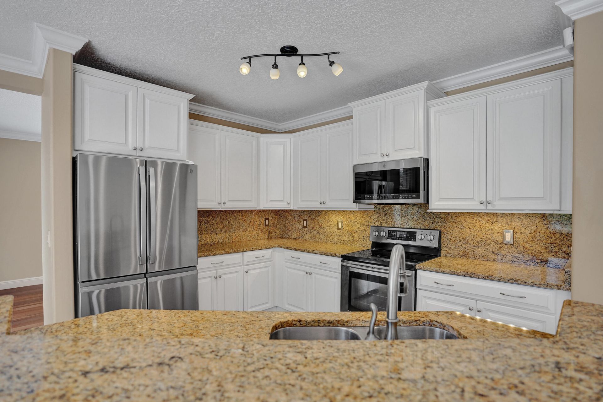 7553 Sally Lyn Lane, Lake Worth, FL 33467 Photo