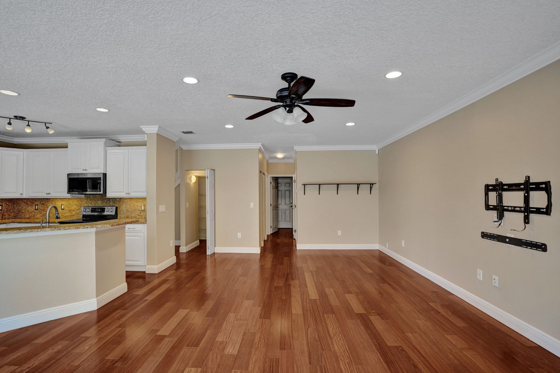7553 Sally Lyn Lane, Lake Worth, FL 33467 Photo