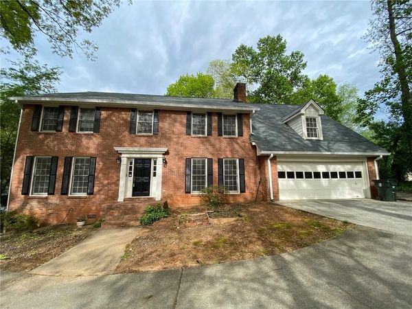 4193 N Shallowford Road , Atlanta, GA 30341