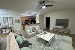 1300 Leatherman Rd. photo 4
