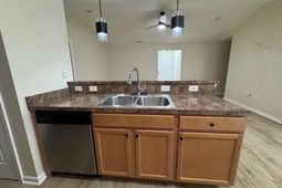 1300 Leatherman Rd. photo 4