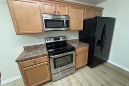 1300 Leatherman Rd. photo 4