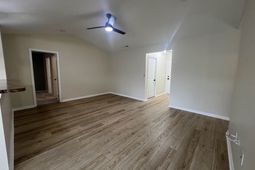 1300 Leatherman Rd. photo 4