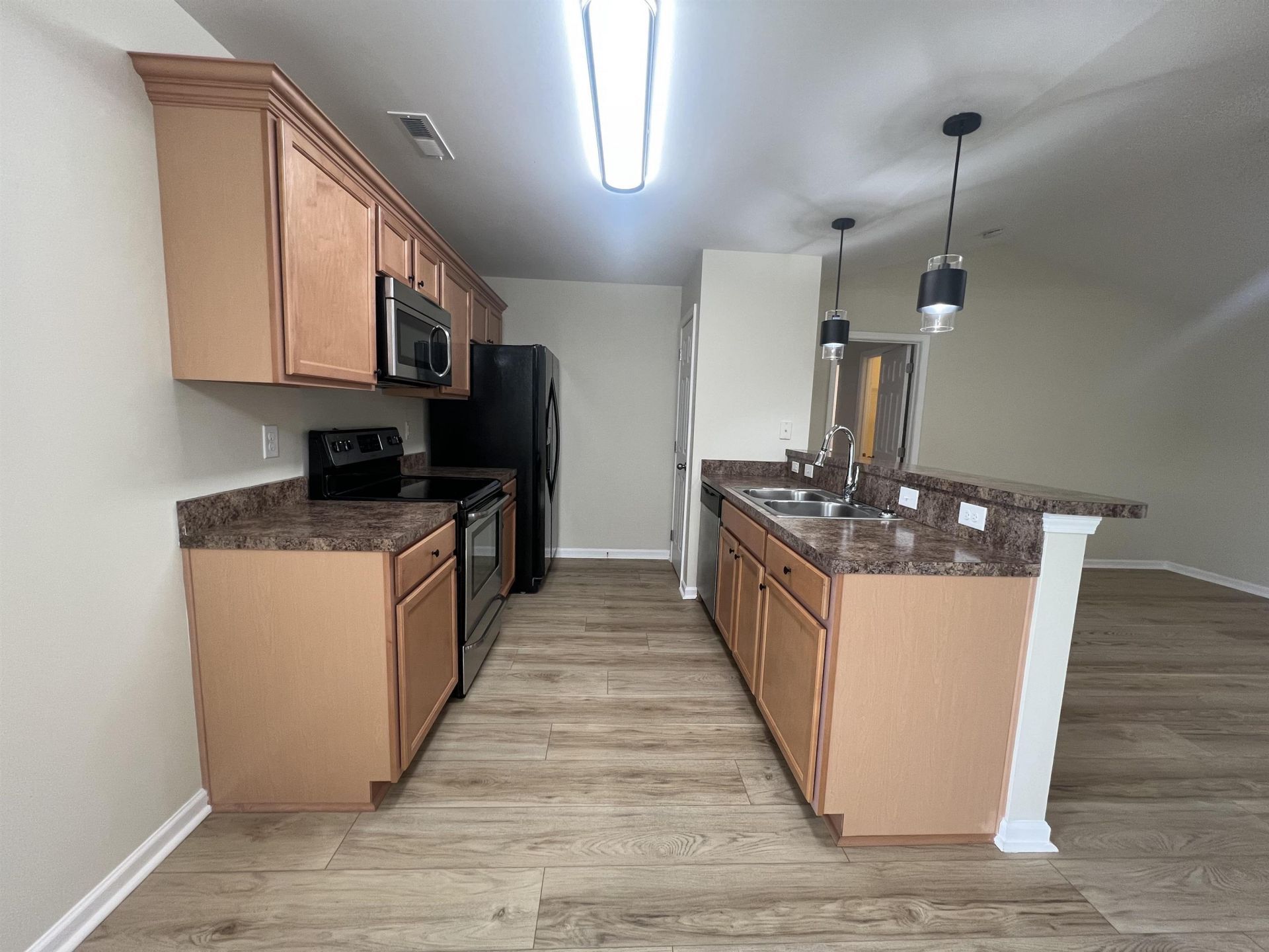 1300 Leatherman Rd. Photo 6