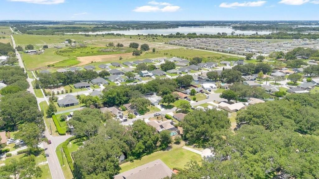 1304 Ariana Woods Circle, Auburndale, FL 33823 Photo