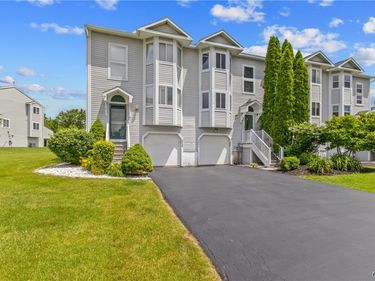 8236 Boatwatch Drive, Baldwinsville, NY 13027