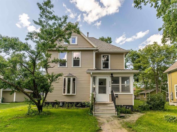 411 Saxon Street, Waterloo, IA 50703