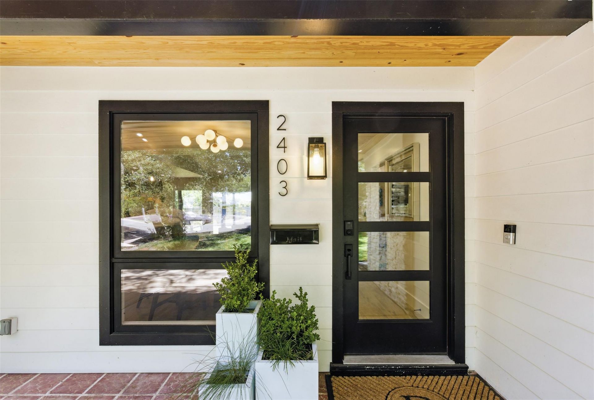 2403 Gateshead Cir, Austin, TX 78745 Main Photo