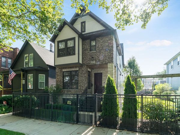 4037 N Richmond Street, Chicago, IL 60618