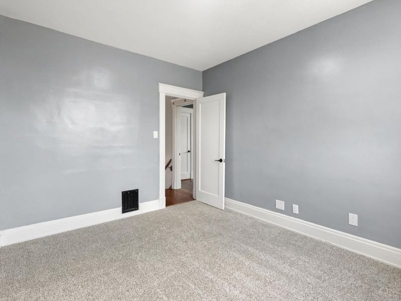 564 Considine Avenue, Cincinnati, OH 45205 Photo 19