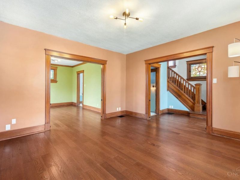 564 Considine Avenue, Cincinnati, OH 45205 Photo 6