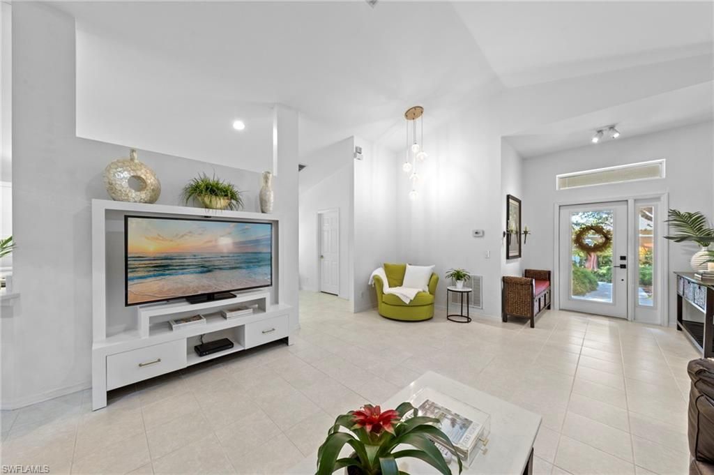 17450 Stepping Stone Dr, Fort Myers, FL 33967 Photo