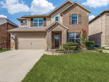 220 Black Alder Drive, Fort Worth, TX 76131