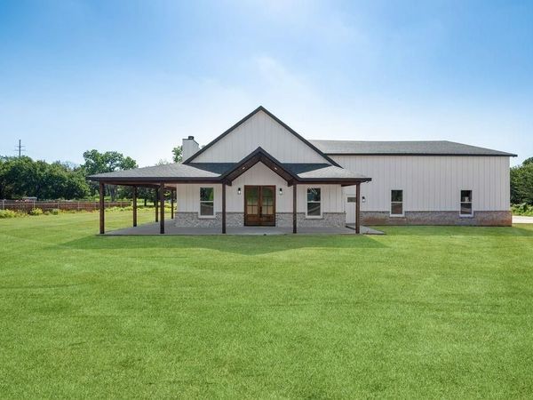181 County Road 4757, Rhome, TX 76078