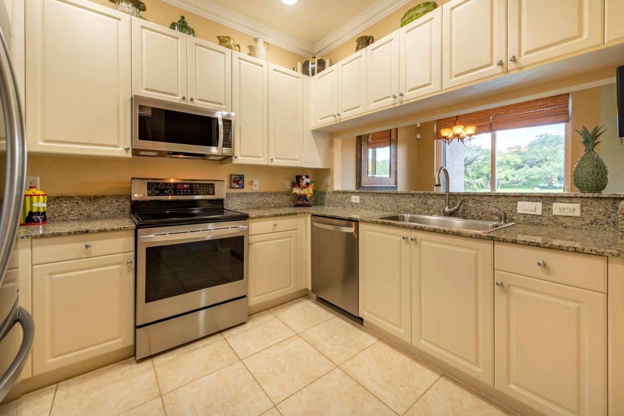 3501 Lakeside Drive, Davie, FL 33328 Photo