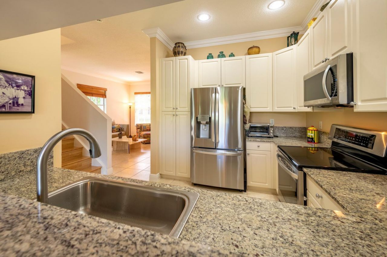 3501 Lakeside Drive, Davie, FL 33328 Photo