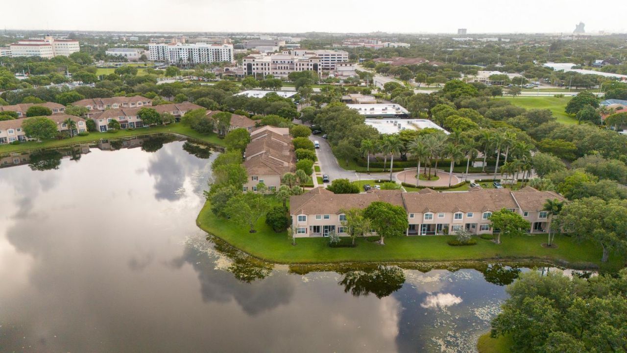 3501 Lakeside Drive, Davie, FL 33328 Photo