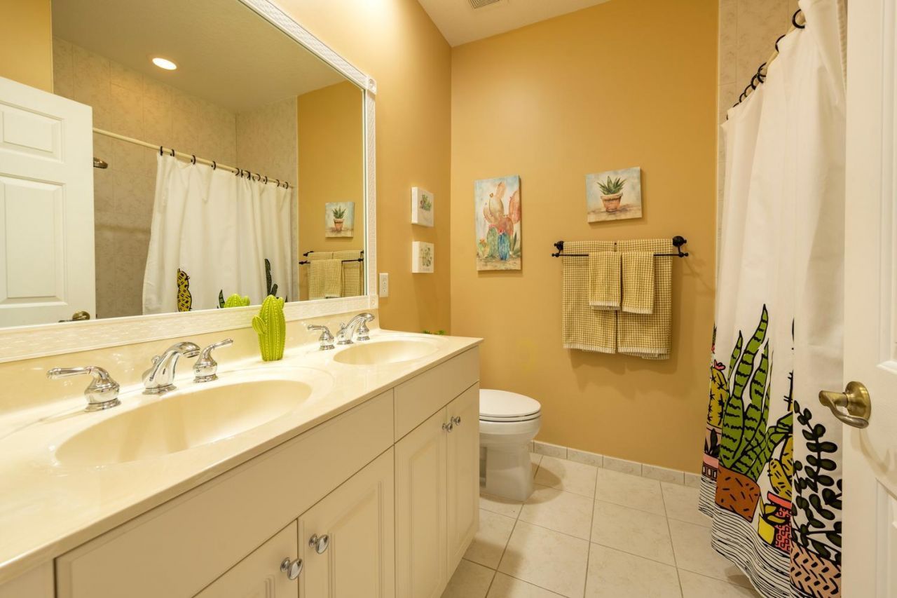 3501 Lakeside Drive, Davie, FL 33328 Photo