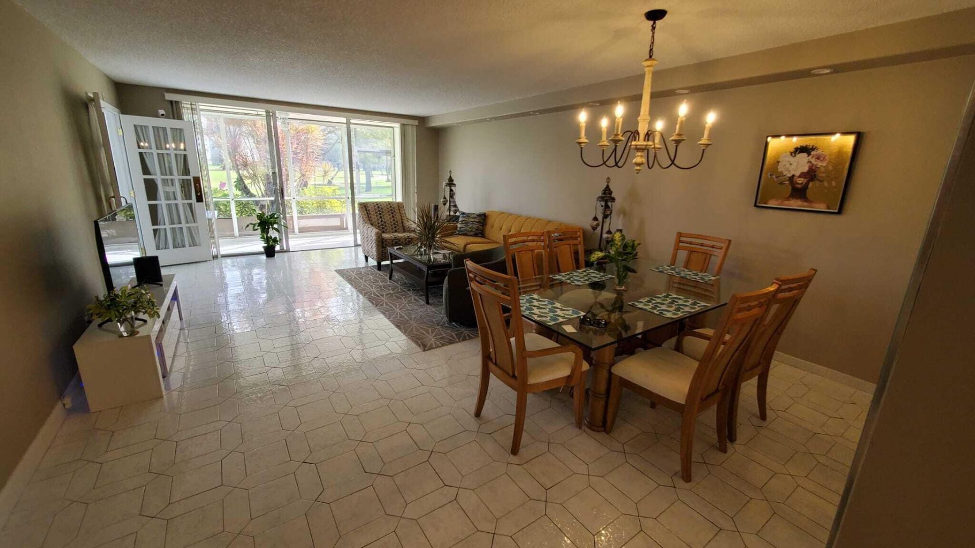 3800 Oaks Clubhouse Drive, Unit 112, Pompano Beach, FL 33069 Photo