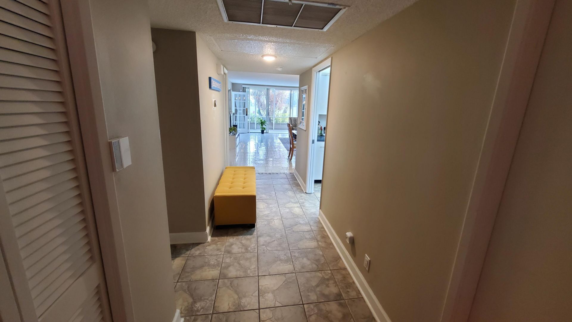 3800 Oaks Clubhouse Drive, Unit 112, Pompano Beach, FL 33069 Photo