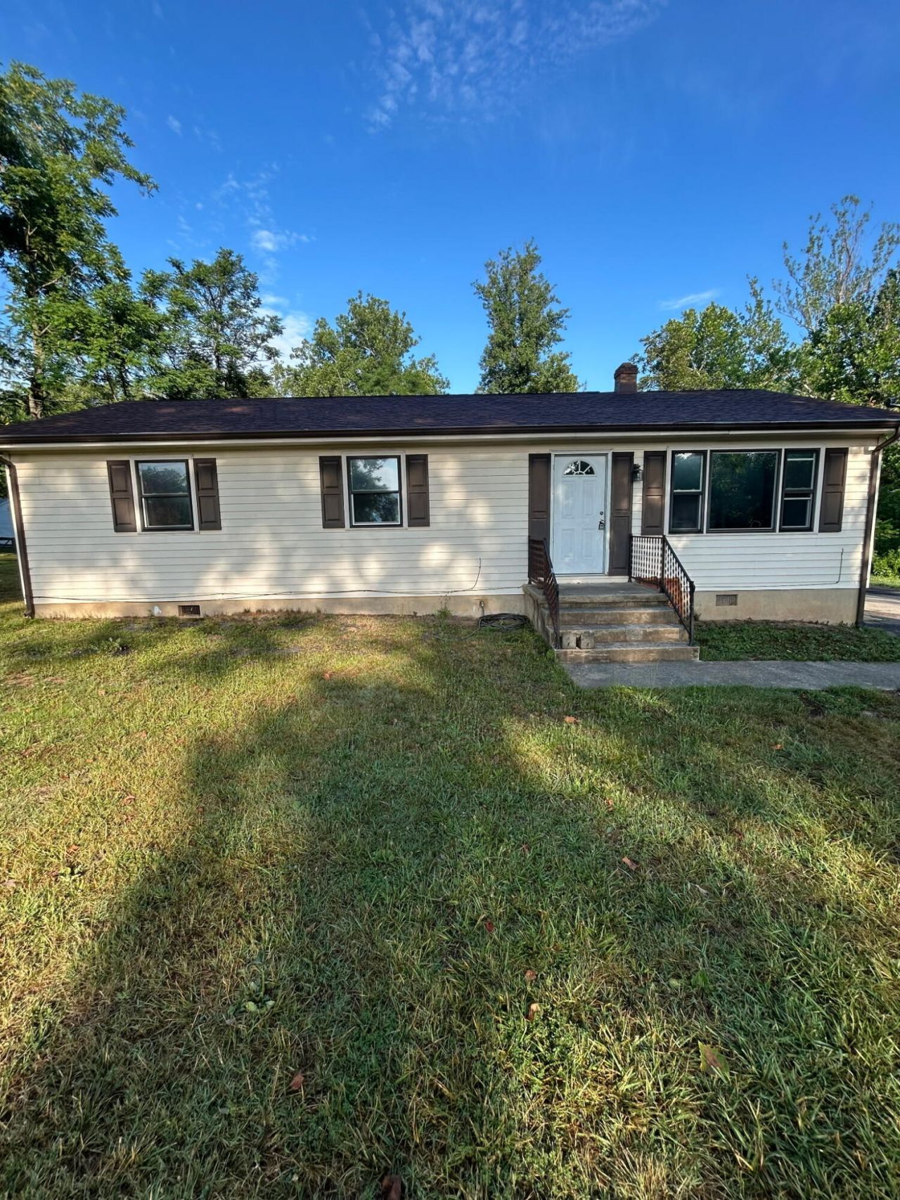 4056 Bendemeer Rd , Salem, VA 24153 Main Photo