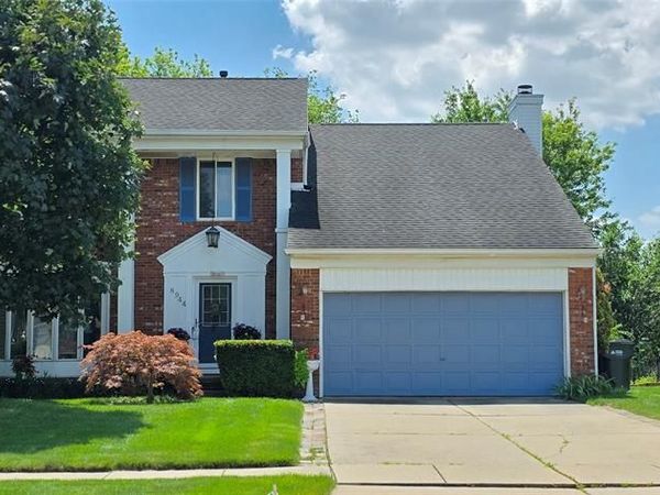 8944 Brougham Drive, Sterling Heights, MI 48312
