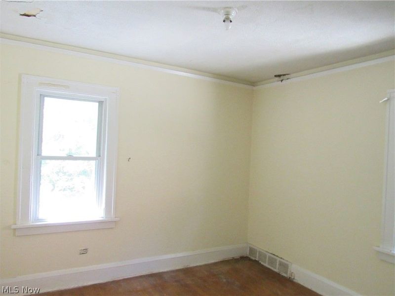 742 Linn Drive, Cleveland, OH 44108 Photo 27