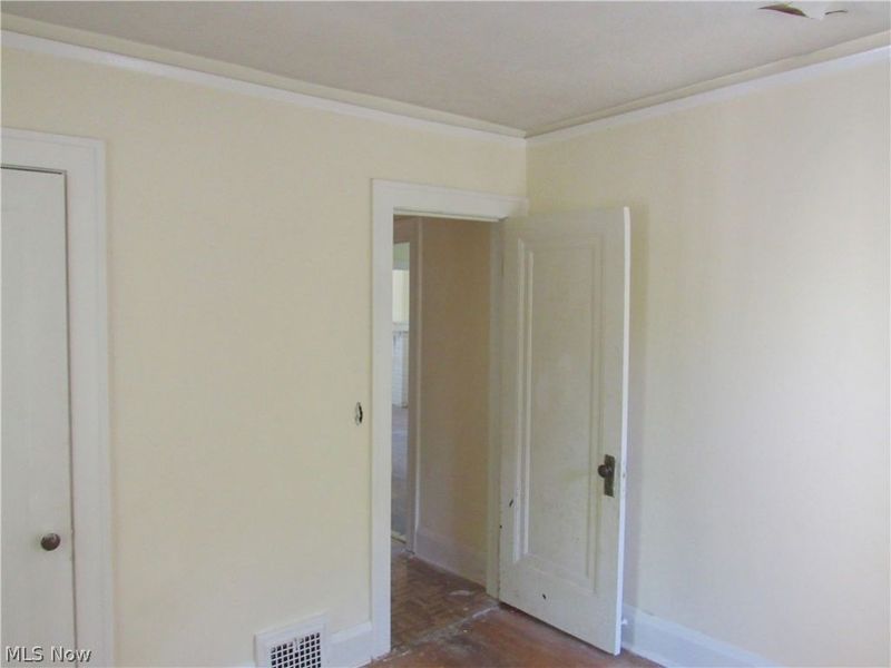 742 Linn Drive, Cleveland, OH 44108 Photo 29