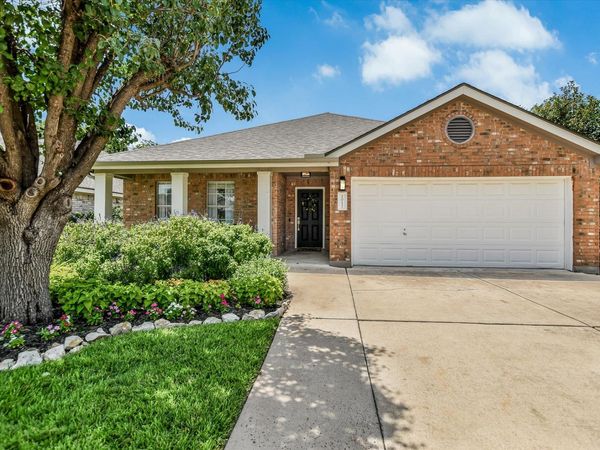 1017 Gulf WAY, Round Rock, TX 78665