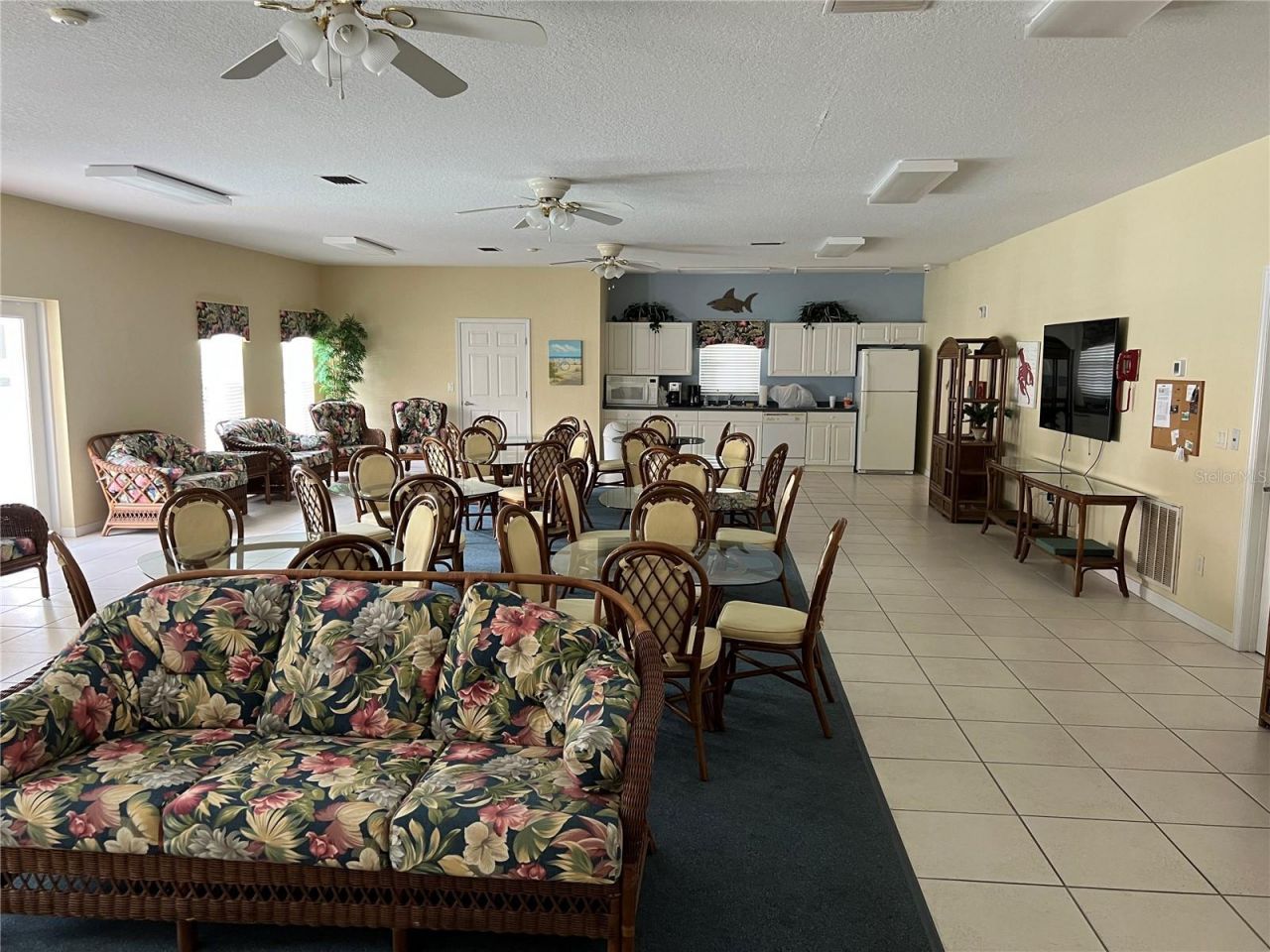 7060 Strand Circle , Unit 7060, Bradenton, FL 34203 Photo