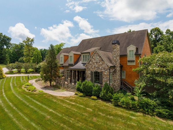 2488 Bugle Call Way , Signal Mountain, TN 37377