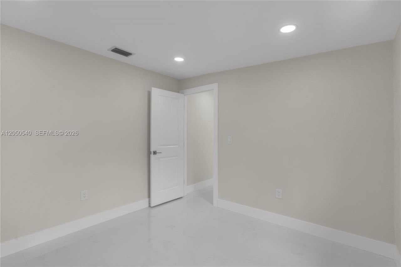 2640 SW 30th Ct , Unit A, Miami, FL 33133 Photo