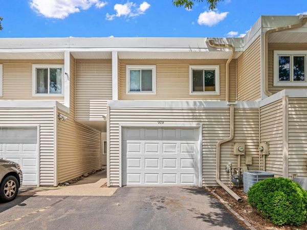919 120th Lane NW, Coon Rapids, MN 55448