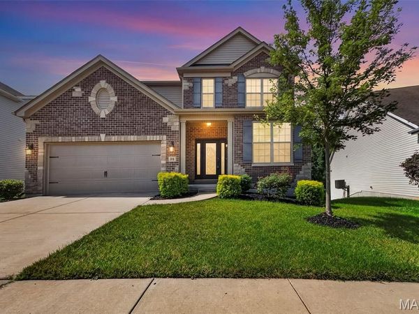 316 Chestnut Creek Circle, O'Fallon, MO 63368