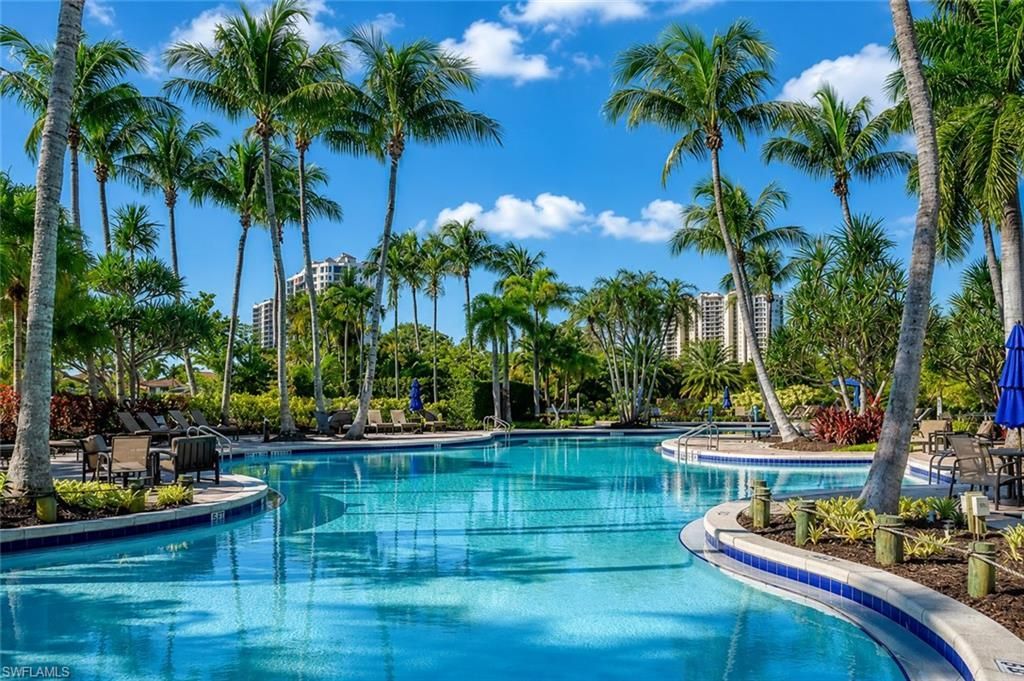 1277 Rialto Way, Unit 102, Naples, FL 34114 Photo