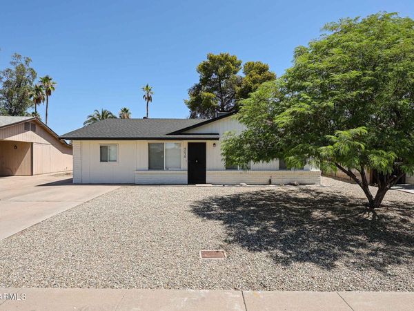 4034 E WINDROSE Drive, Phoenix, AZ 85032