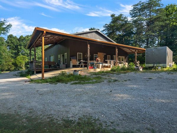 100 Meredith Ridge Road, Leitchfield, KY 42754