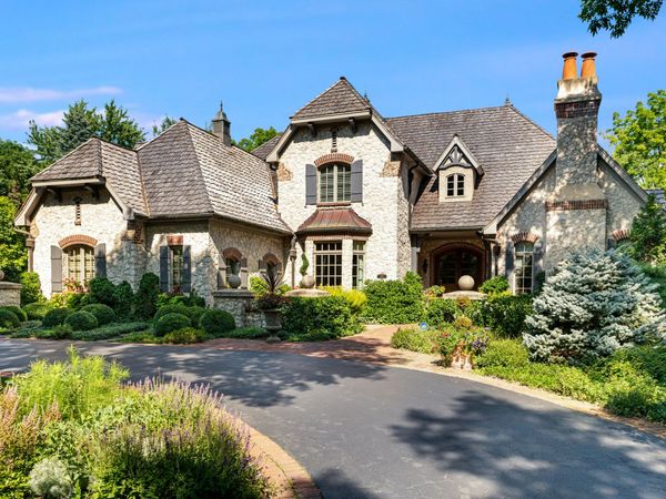 1317 Fox Glen Drive , St. Charles, IL 60174