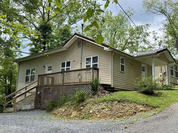 1022 Northwest Spruce Street, Norton, VA 24273