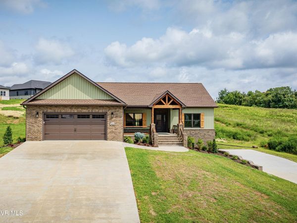 3035 Sawgrass Drive, Jonesborough, TN 37659