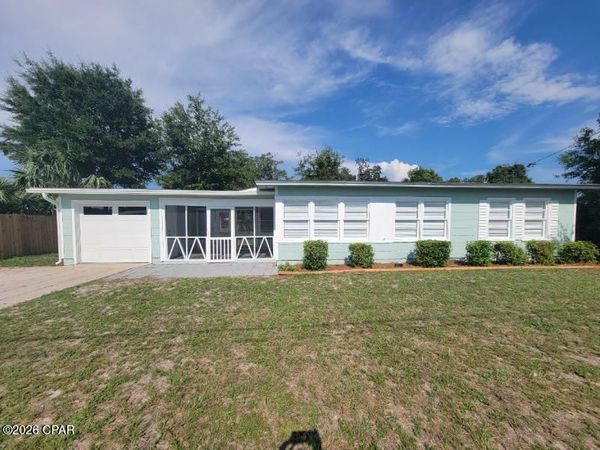 1010 E 2nd Place, Panama City, FL 32401