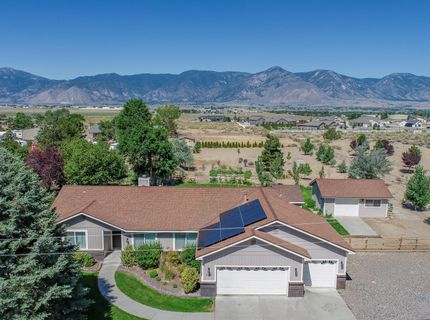 2556 Henning Lane, Minden, NV 89423 Photo