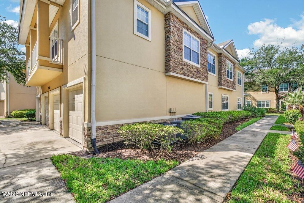 7187 Deerfoot Point Circle, Unit 3, Jacksonville, FL 32256 Photo