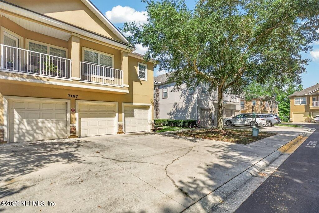 7187 Deerfoot Point Circle, Unit 3, Jacksonville, FL 32256 Photo