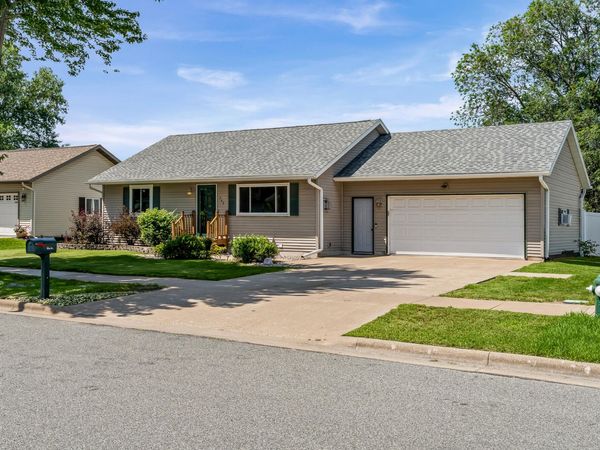 749 Troy St, Onalaska, WI 54650