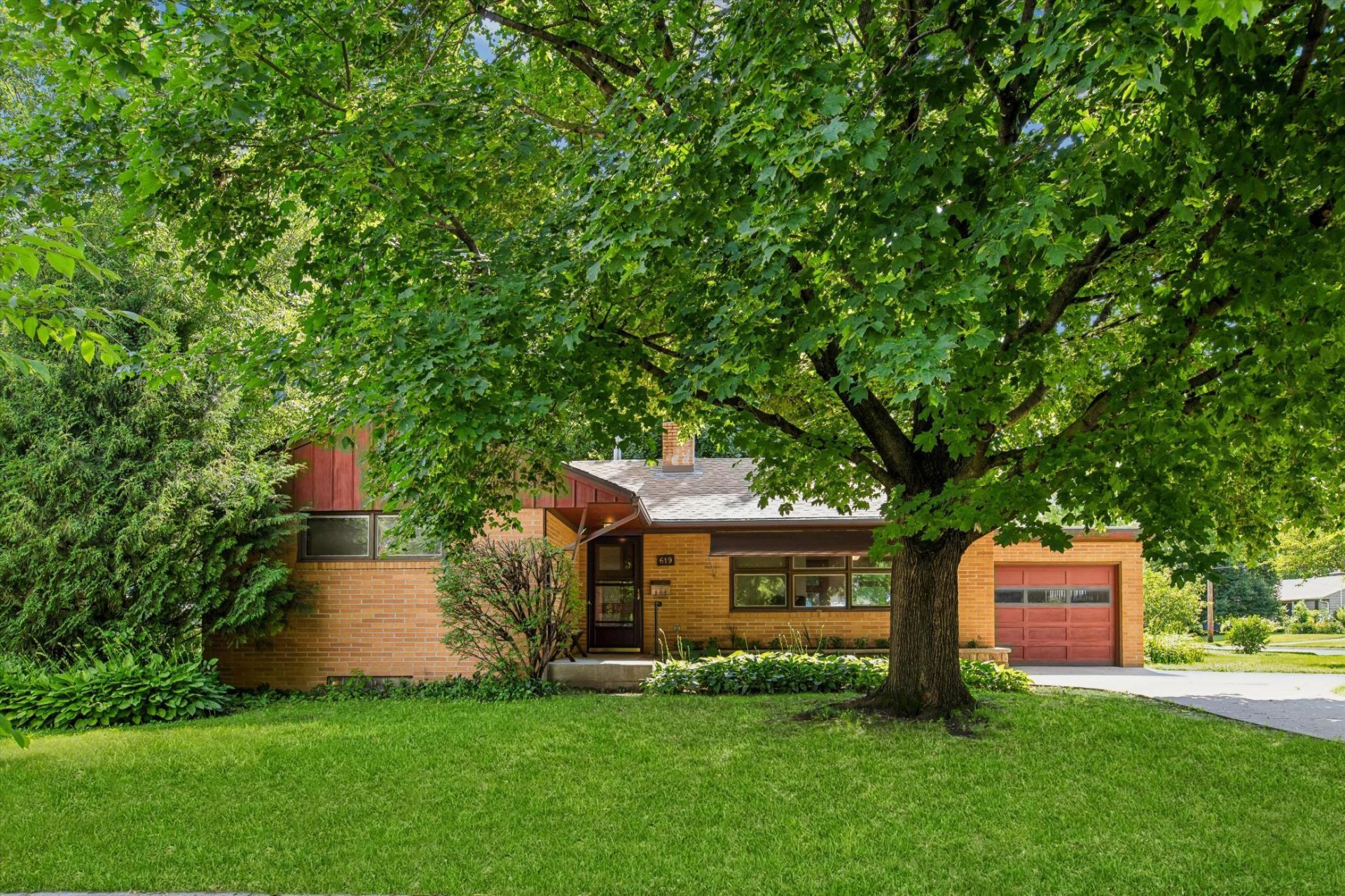 619 Nevada Street, Northfield, MN 55057 Main Photo