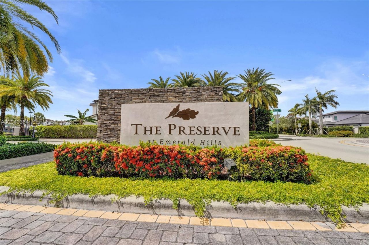 5742 E Brookfield Cir E , Hollywood, FL 33312 Photo