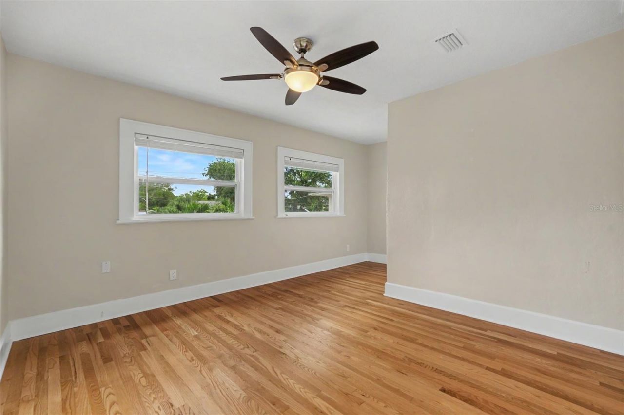 857 21st Avenue N, Saint Petersburg, FL 33704 Photo