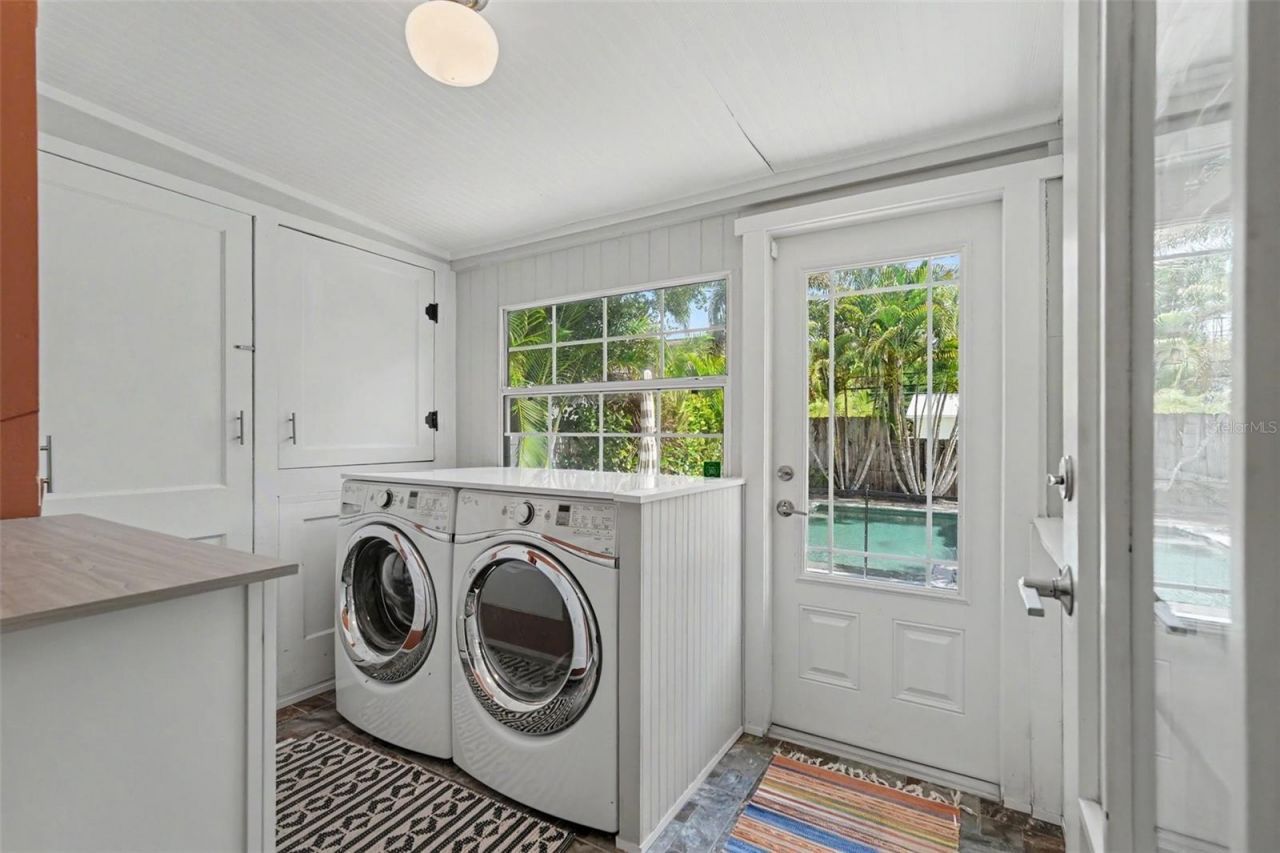 857 21st Avenue N, Saint Petersburg, FL 33704 Photo